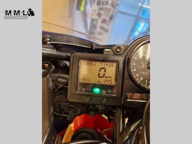 honda - cbr-900-rr-fireblade