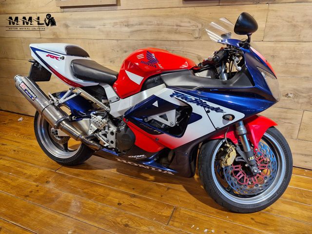 honda - cbr-900-rr-fireblade