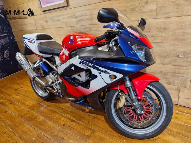 honda - cbr-900-rr-fireblade