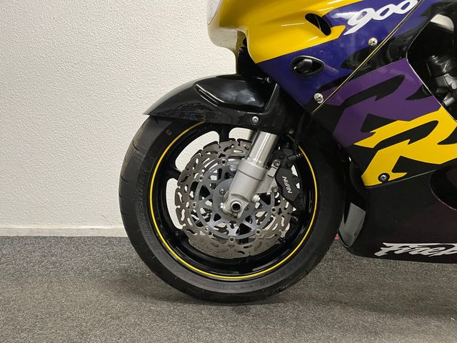 honda - cbr-900-rr-fireblade
