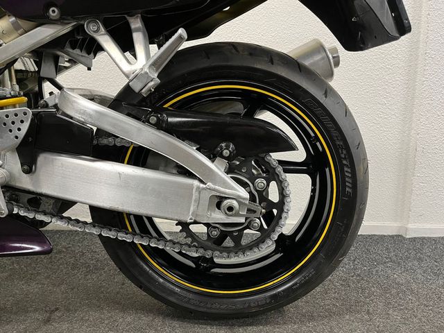 honda - cbr-900-rr-fireblade