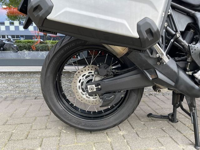 motor africa twin 1000