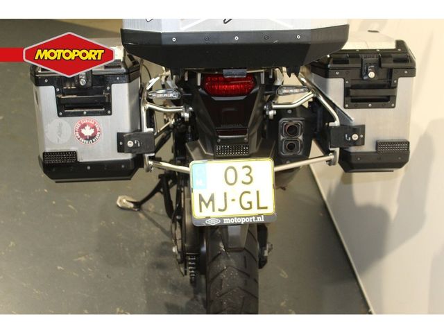 honda - crf-1000-l-africa-twin-dct