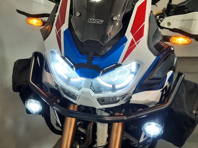 honda - crf-1100-l-africa-twin-adventure-sports