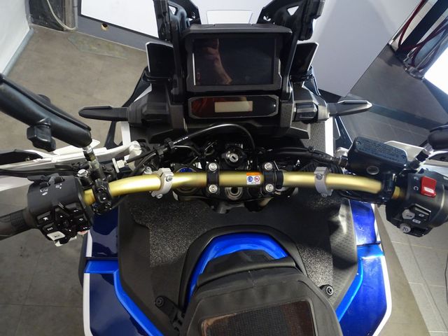honda - crf-1100-l-africa-twin-adventure-sports