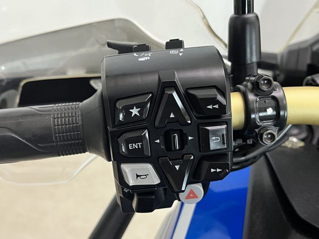 honda - crf-1100-l-africa-twin-adventure-sports