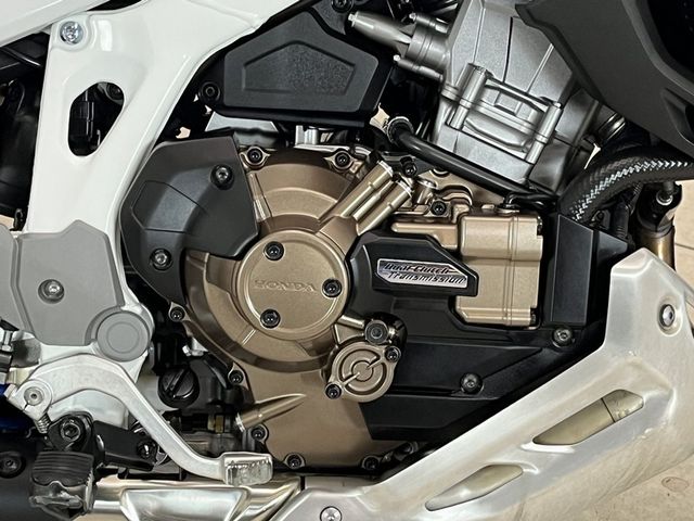 honda - crf-1100-l-africa-twin-adventure-sports