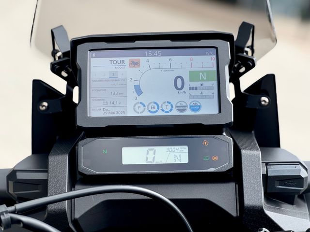 honda - crf-1100-l-africa-twin-dct