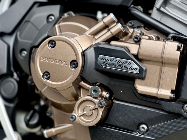 honda - crf-1100-l-africa-twin-dct