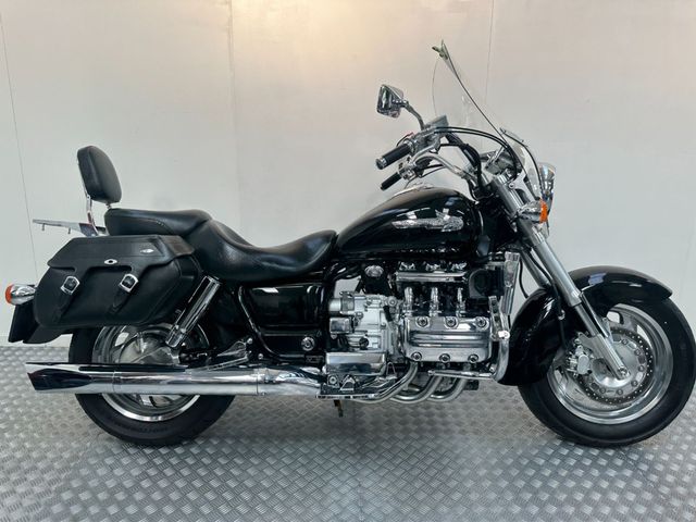 honda - f6-c--gl-1500-valkyrie