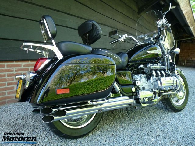 honda - f6-c-gl-1500-valkyrie-tourer