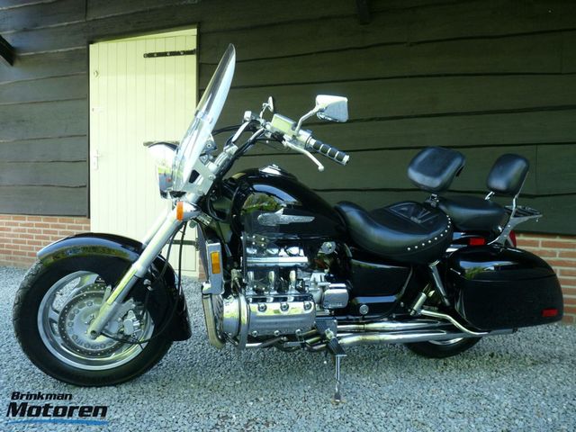 honda - f6-c-gl-1500-valkyrie-tourer