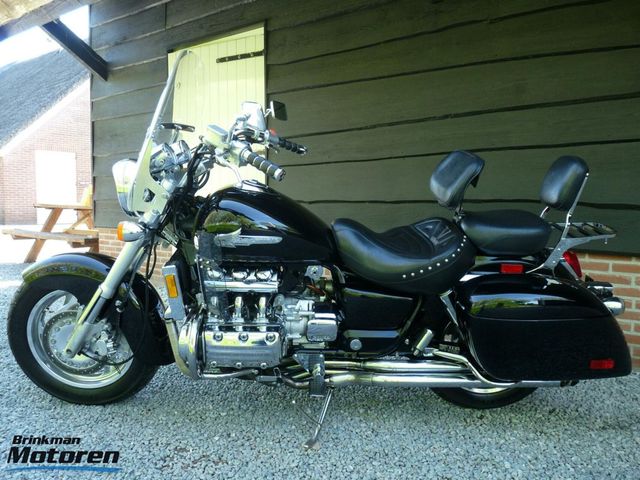 honda - f6-c-gl-1500-valkyrie-tourer