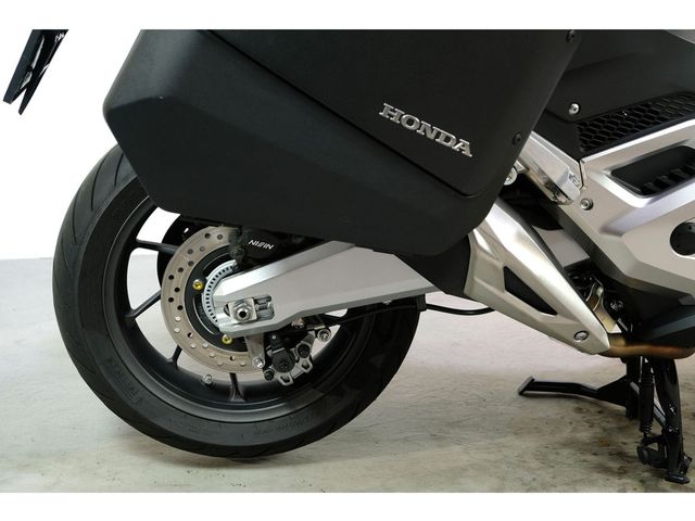 honda - forza-750