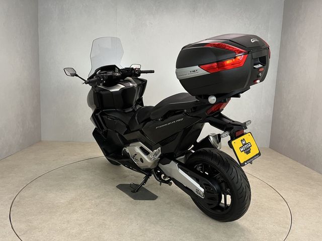 honda - forza-750