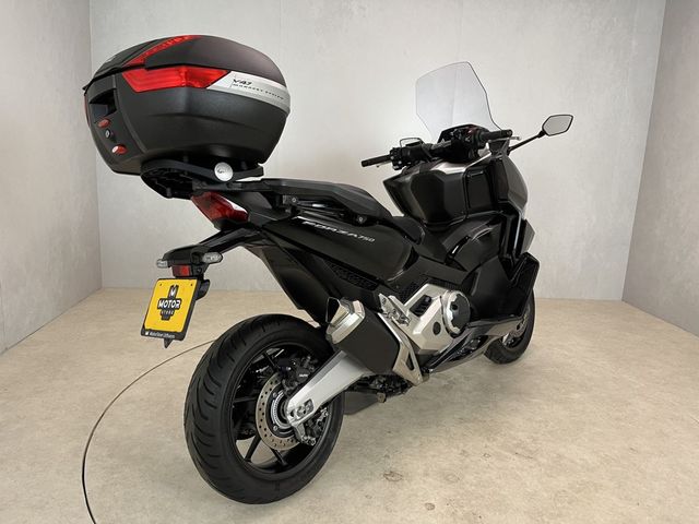 honda - forza-750