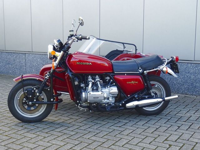 honda - gl-1000-goldwing