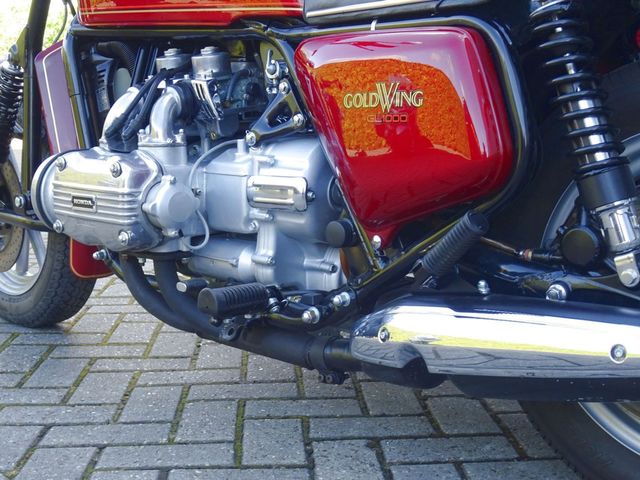 honda - gl-1000-goldwing