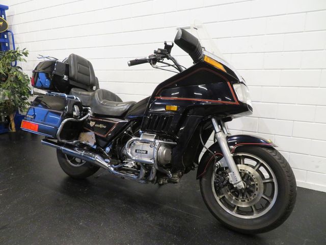 honda - gl-1200-goldwing