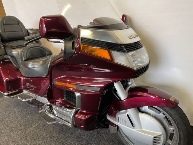 honda - gl-1500-se-goldwing