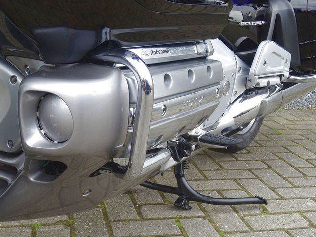 honda - gl-1800-goldwing