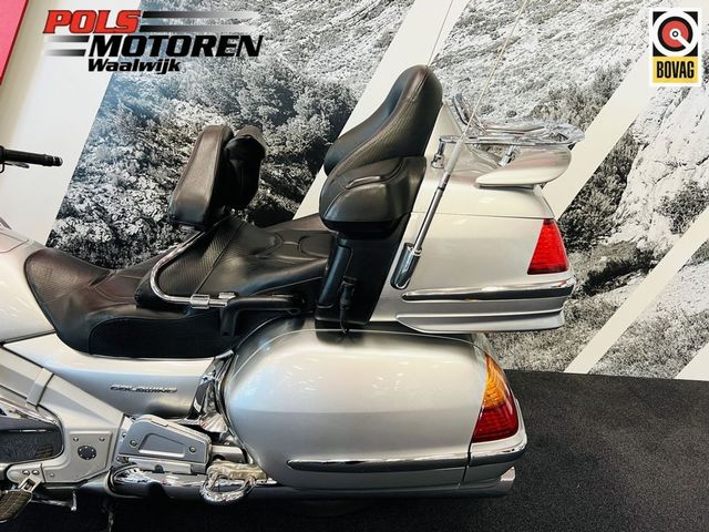 honda - gl-1800-goldwing