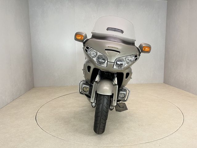 honda - gl-1800-goldwing