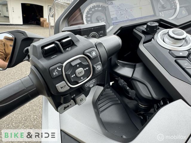honda - gl-1800-goldwing