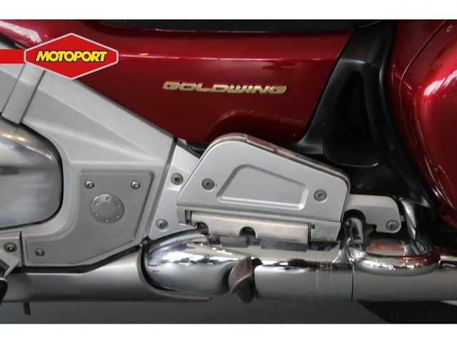 honda - gl-1800-goldwing