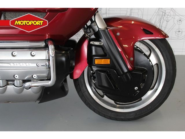 honda - gl-1800-goldwing