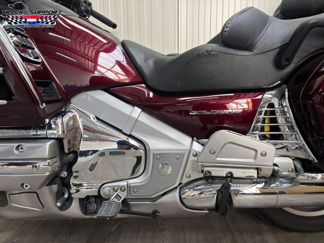 honda - gl-1800-goldwing