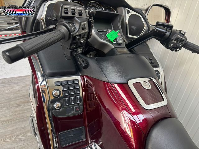honda - gl-1800-goldwing