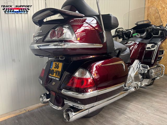 honda - gl-1800-goldwing