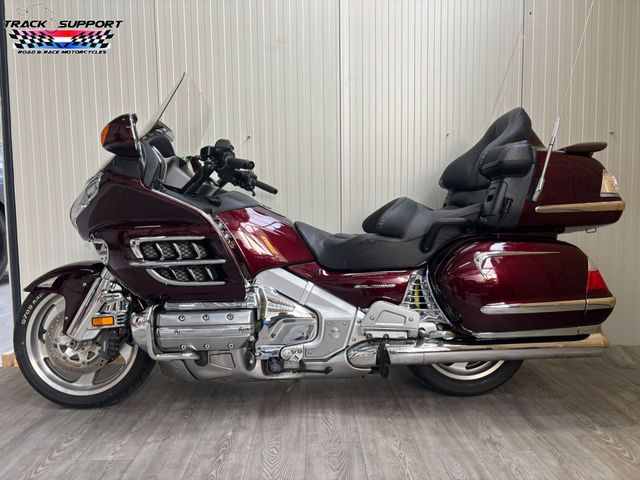 honda - gl-1800-goldwing