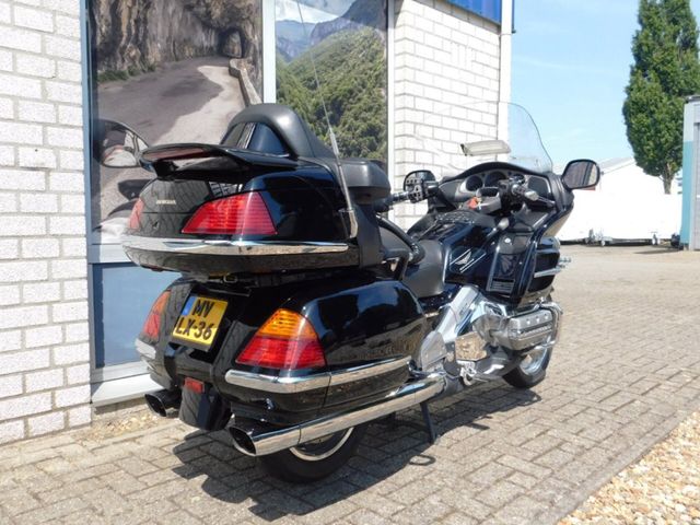 honda - gl-1800-goldwing-abs