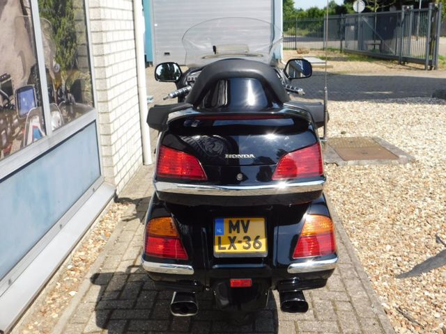 honda - gl-1800-goldwing-abs