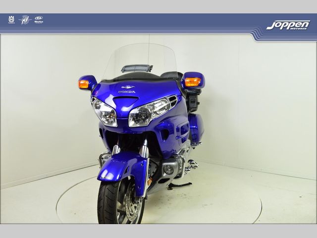 honda - gl-1800-goldwing-abs