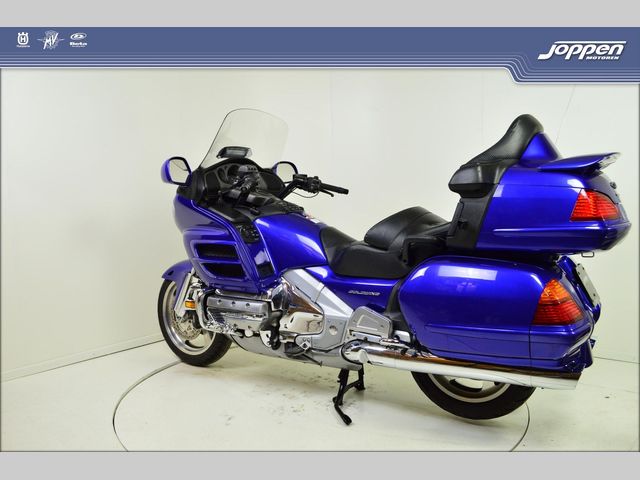 honda - gl-1800-goldwing-abs