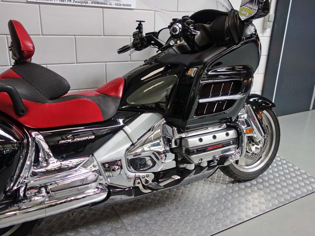 honda - gl-1800-goldwing-abs