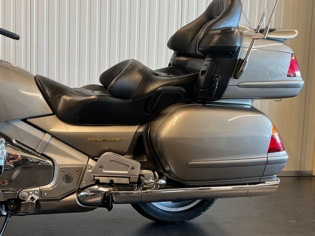 honda - gl-1800-goldwing-abs