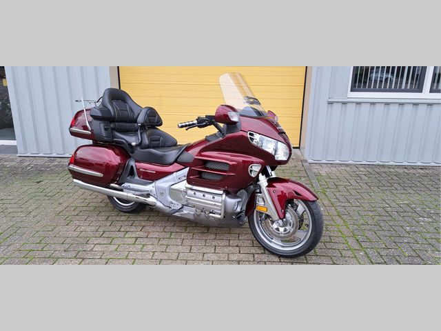 honda - gl-1800-goldwing-abs