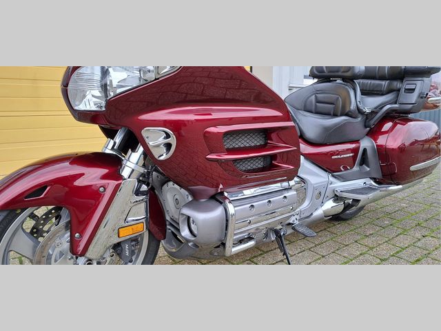 honda - gl-1800-goldwing-abs