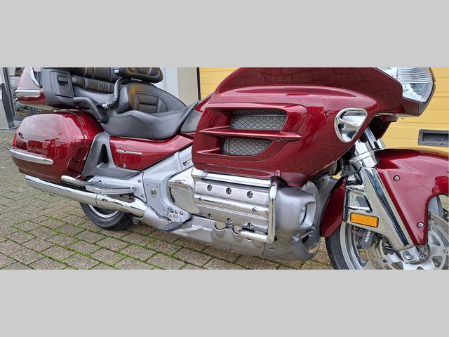 honda - gl-1800-goldwing-abs