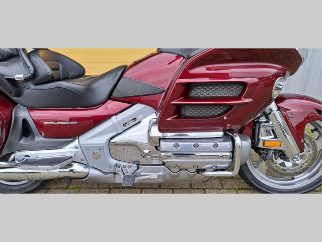 honda - gl-1800-goldwing-abs