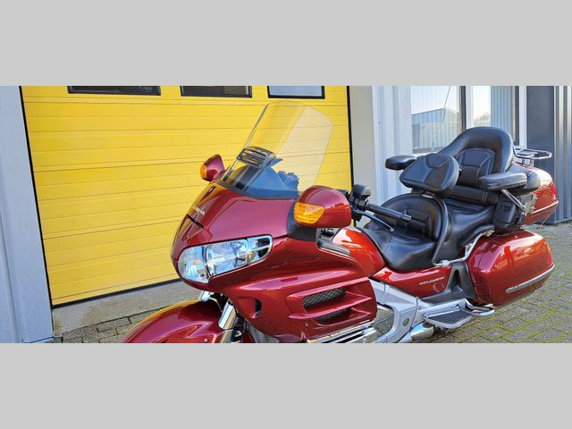 honda - gl-1800-goldwing-abs