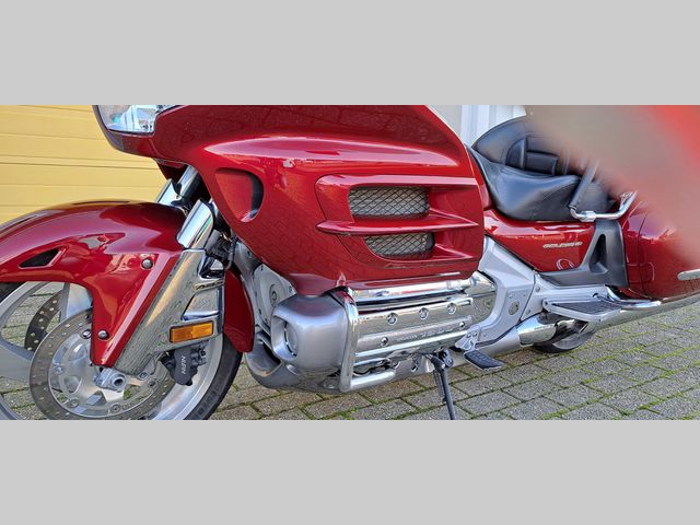 honda - gl-1800-goldwing-abs