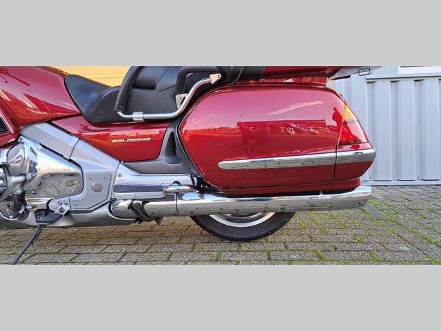 honda - gl-1800-goldwing-abs