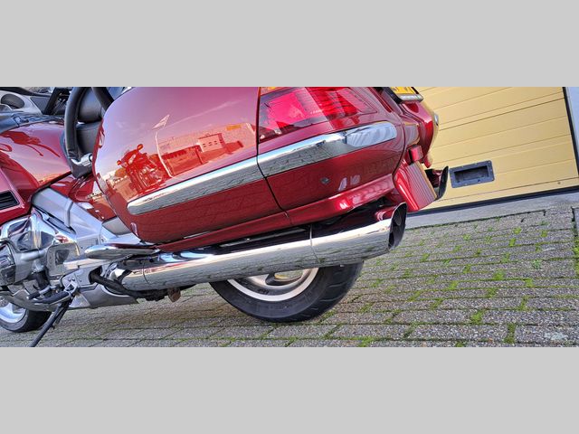 honda - gl-1800-goldwing-abs