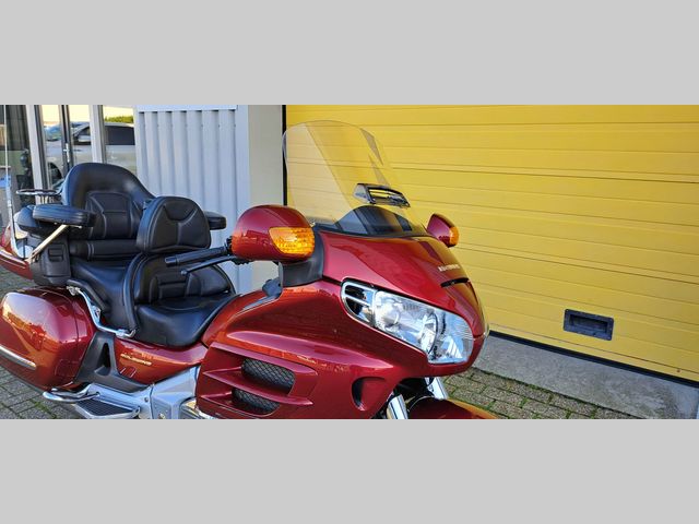 honda - gl-1800-goldwing-abs