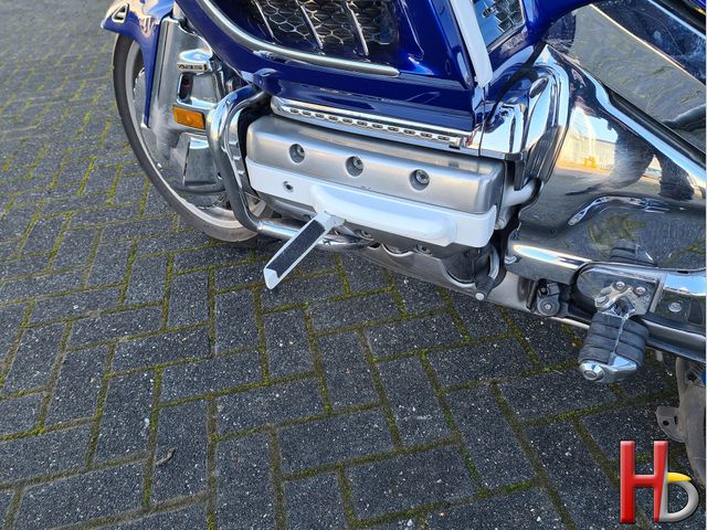 honda - gl-1800-goldwing-abs